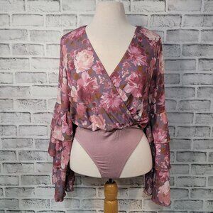 NWOT Peach Love Mauve Floral Bell Sleeve Body Suit Size Medium